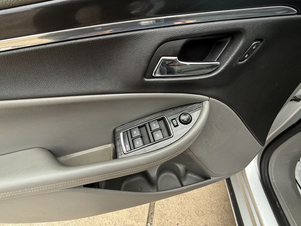 2016 Chevrolet Impala Image 15