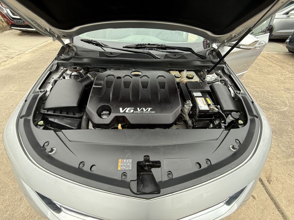 2016 Chevrolet Impala Image 17