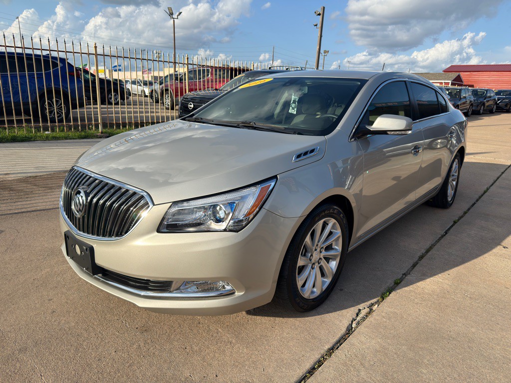 2016 Buick Lacrosse Image 3