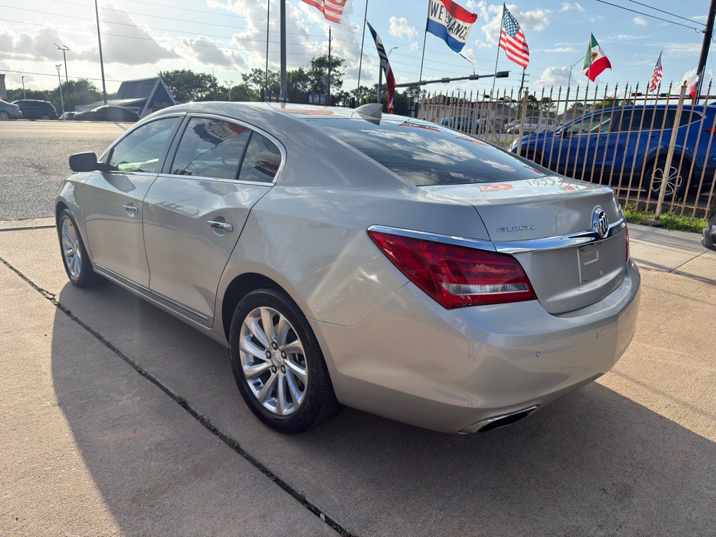 2016 Buick Lacrosse Image 5