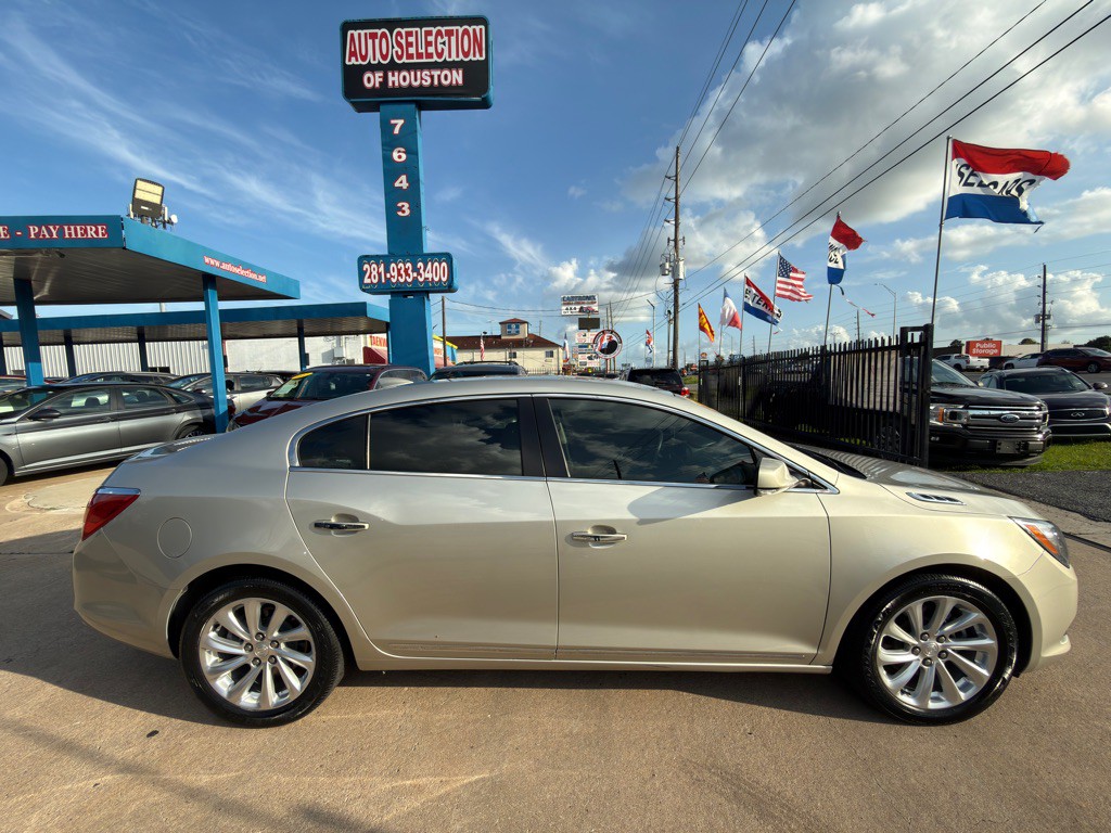 2016 Buick Lacrosse Image 8