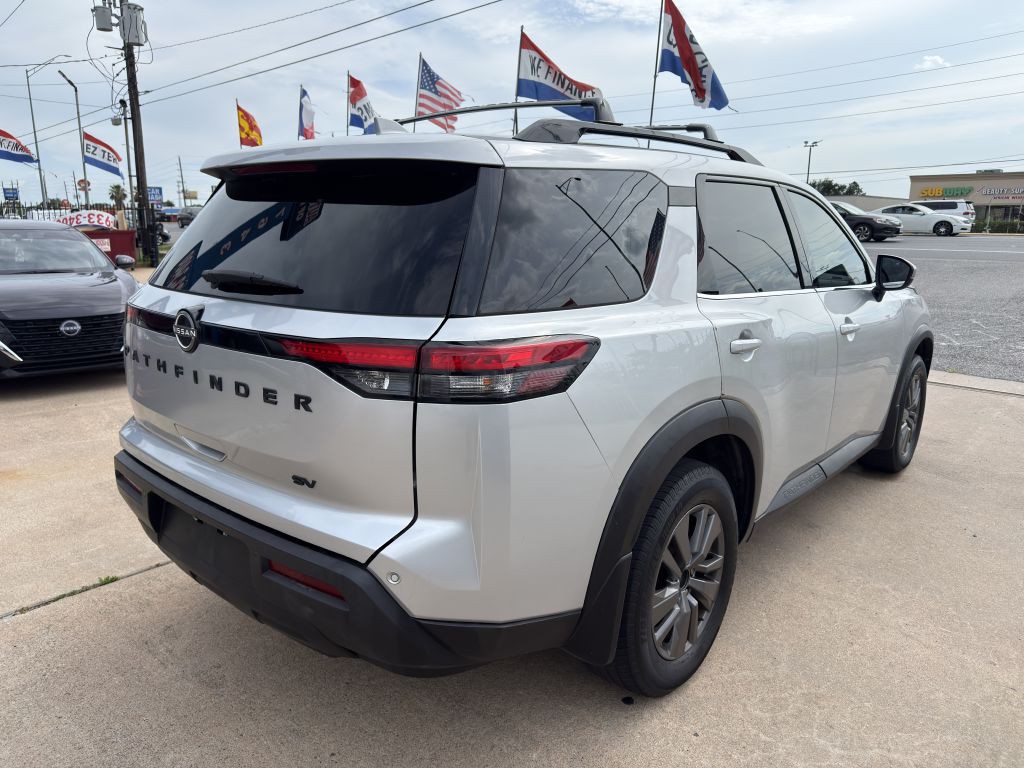 2022 Nissan Pathfinder Image 7