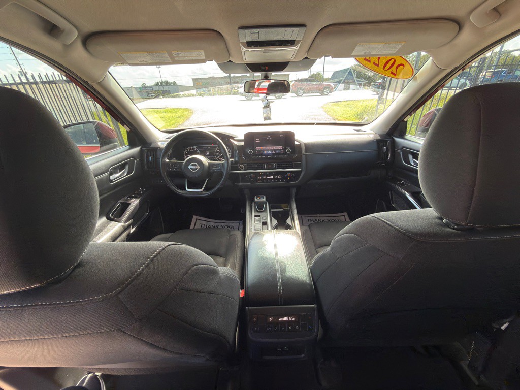 2022 Nissan Pathfinder Image 15