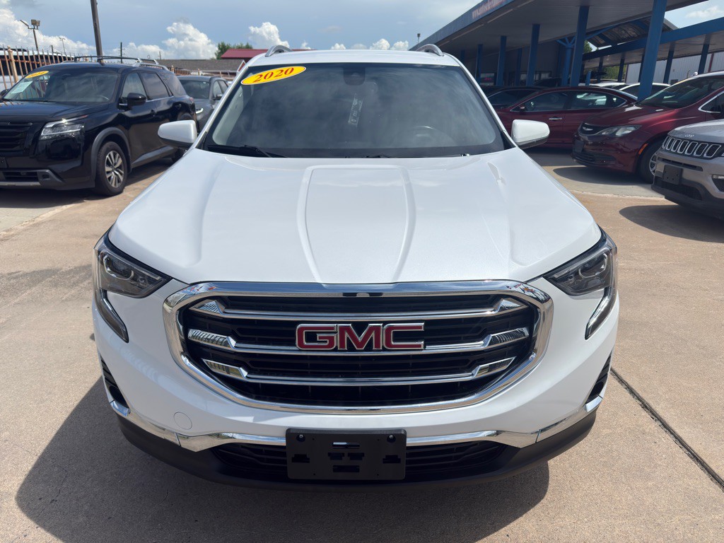 2020 GMC Terrain Image 2