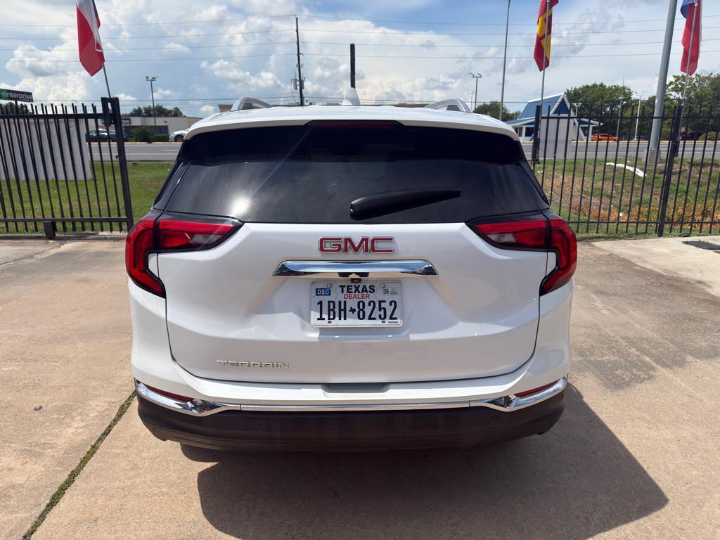 2020 GMC Terrain Image 6