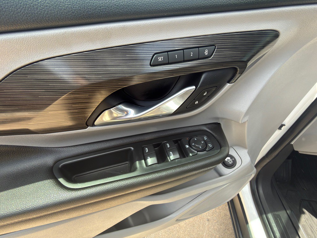 2020 GMC Terrain Image 14