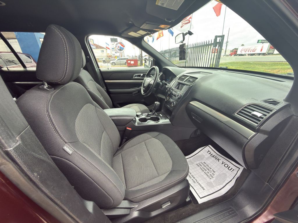 2018 Ford Explorer Image 9