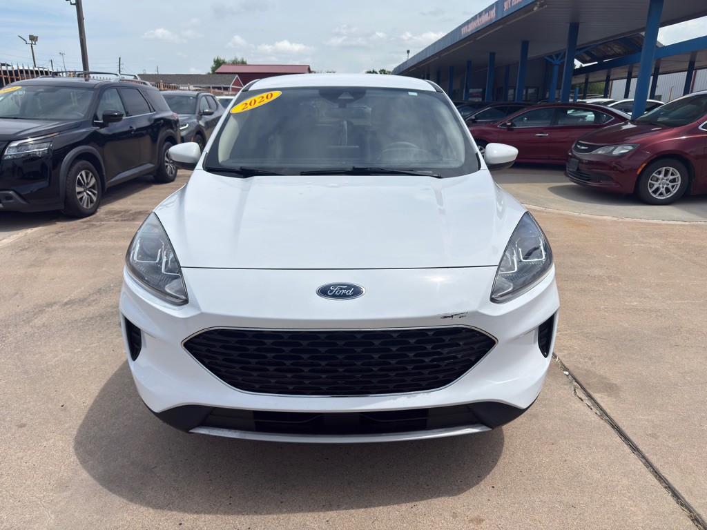 2020 Ford Escape Image 3