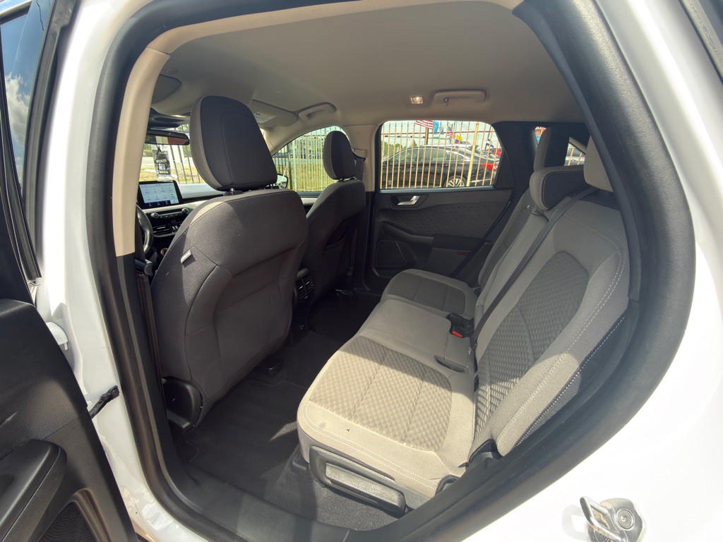 2020 Ford Escape Image 12
