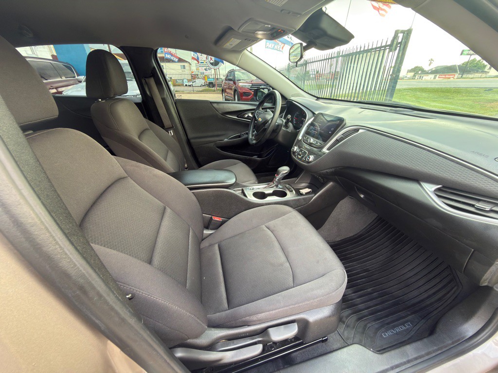 2024 Chevrolet Malibu Image 9