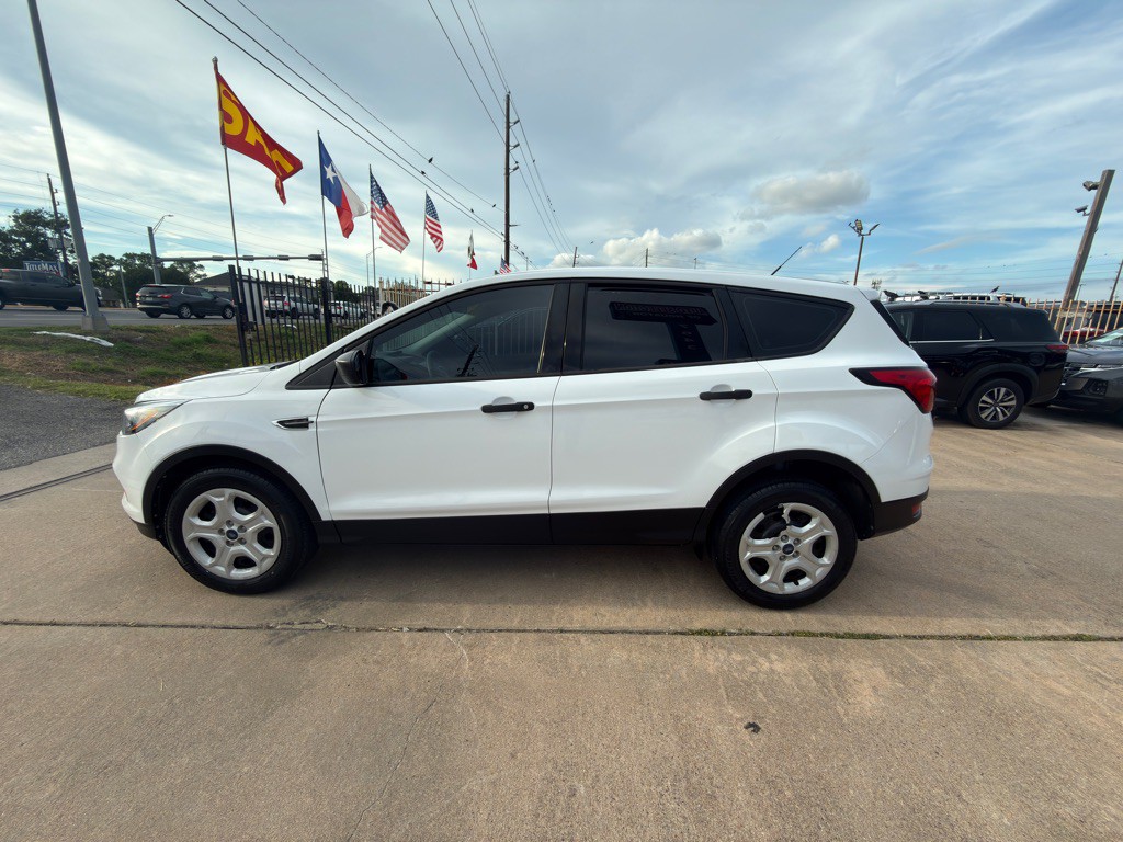 2019 Ford Escape Image 4