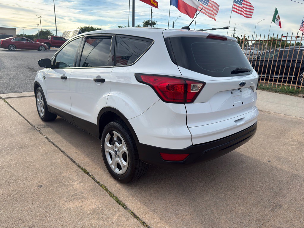 2019 Ford Escape Image 5