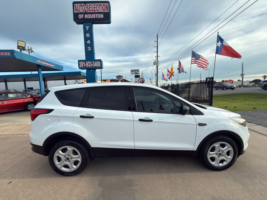 2019 Ford Escape Image 8