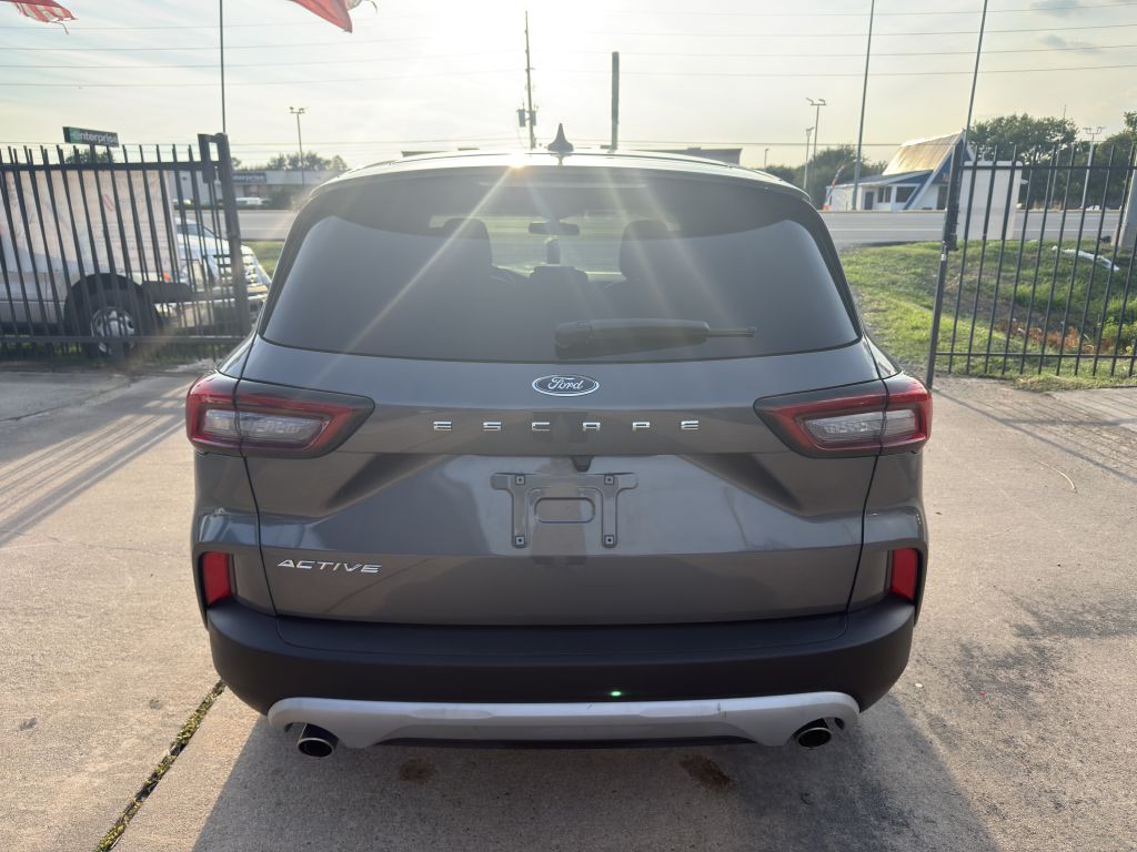 2023 Ford Escape Image 6