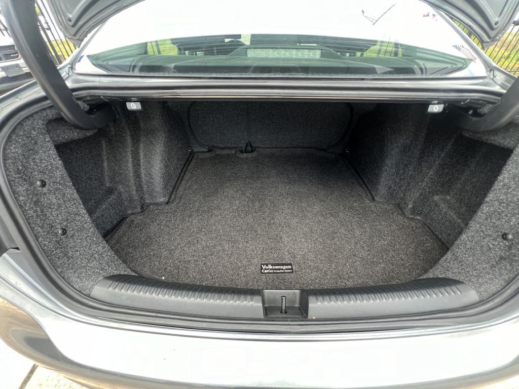 2014 Volkswagen Jetta Image 11