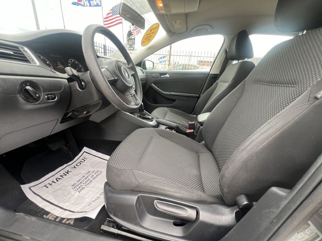 2014 Volkswagen Jetta Image 13