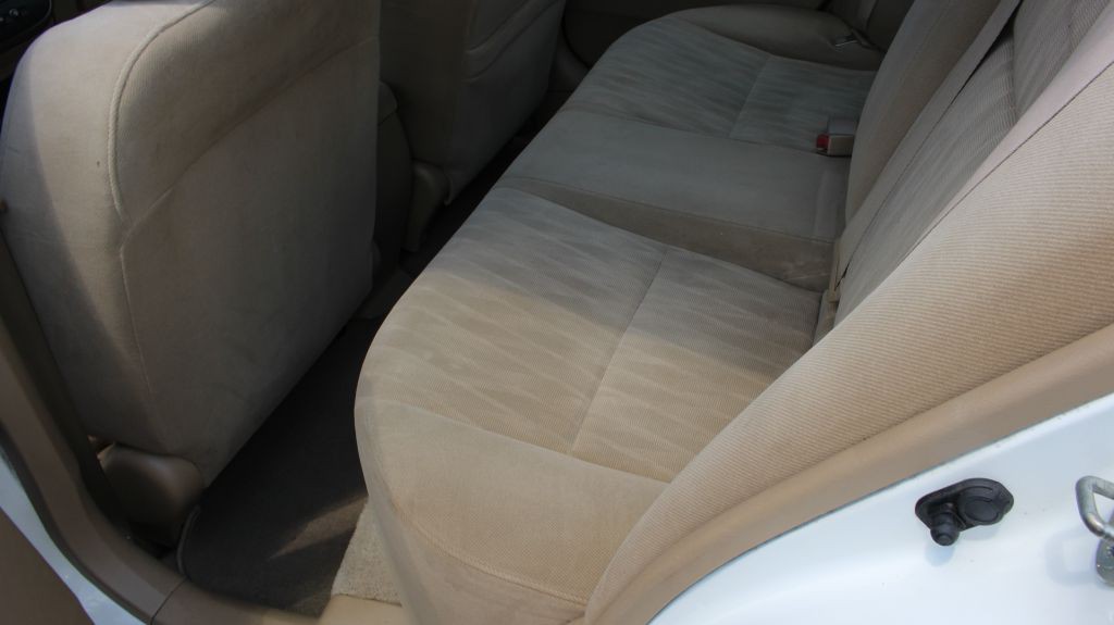 2004 Honda Civic Image 14