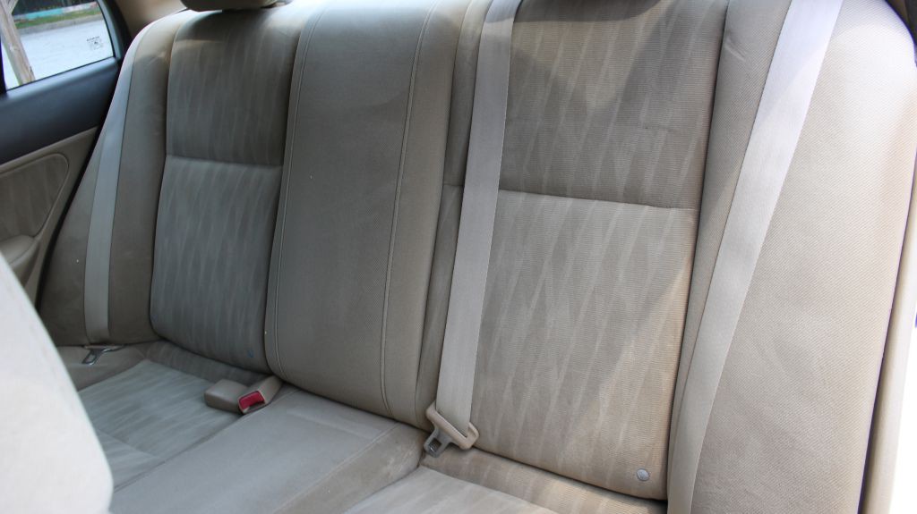 2004 Honda Civic Image 17