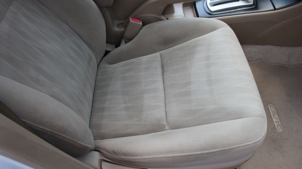 2004 Honda Civic Image 19