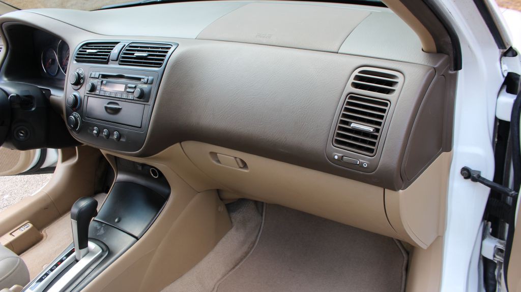 2004 Honda Civic Image 21