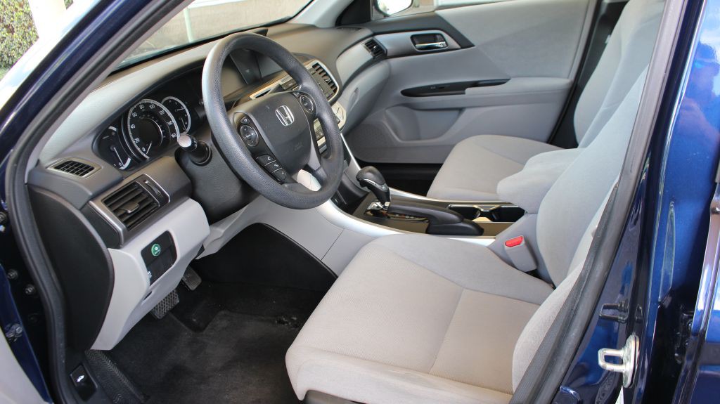 2013 Honda Accord Image 19