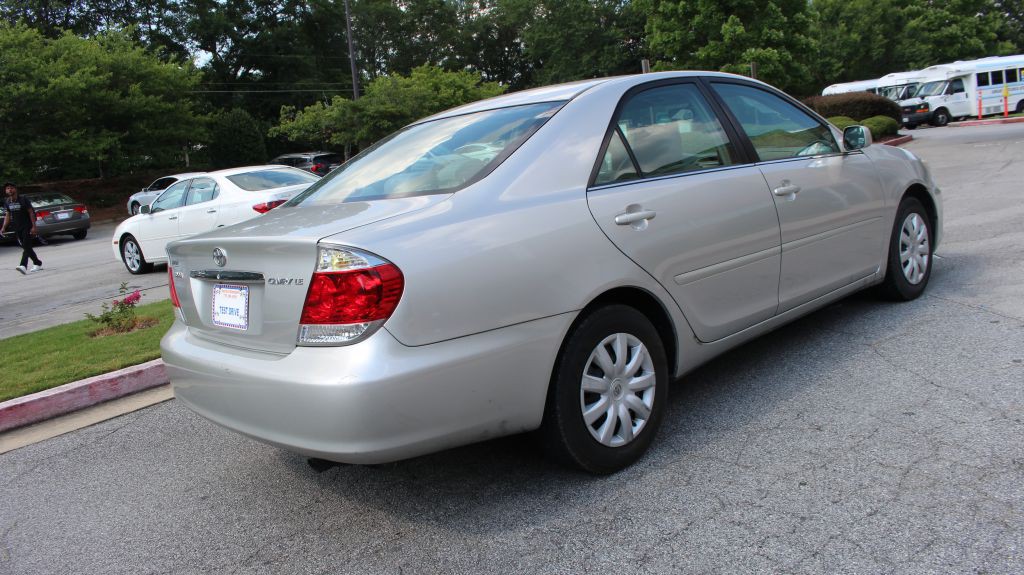 2005 Toyota Camry Image 9