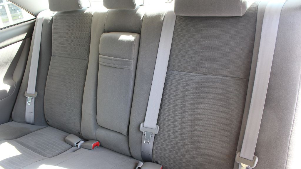 2005 Toyota Camry Image 14