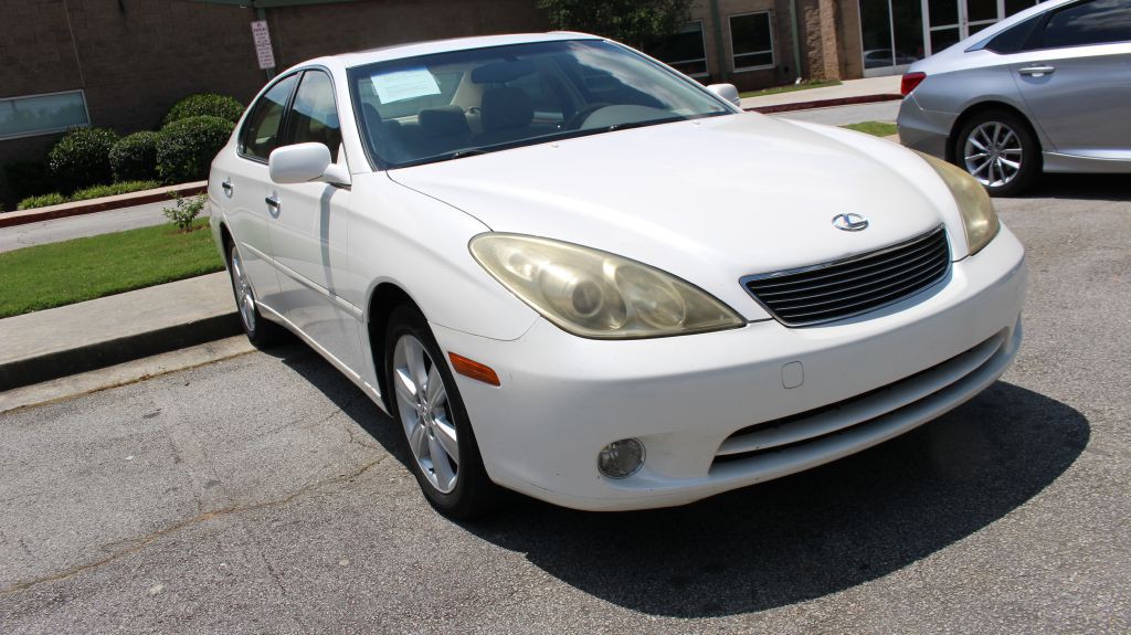 2005 Lexus ES Image 2