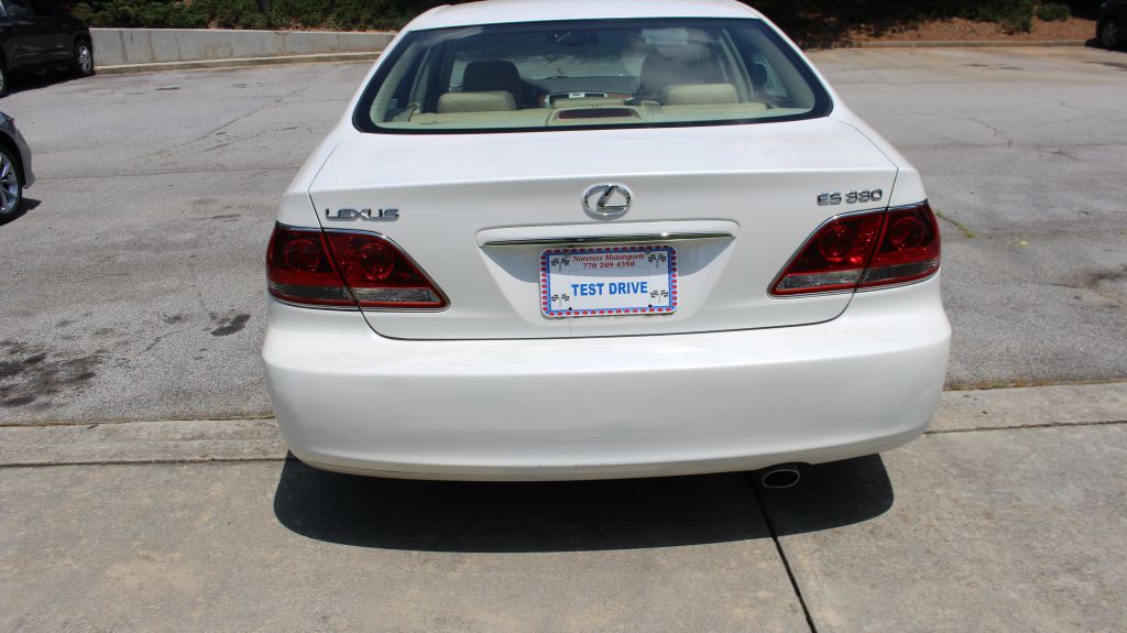 2005 Lexus ES Image 9