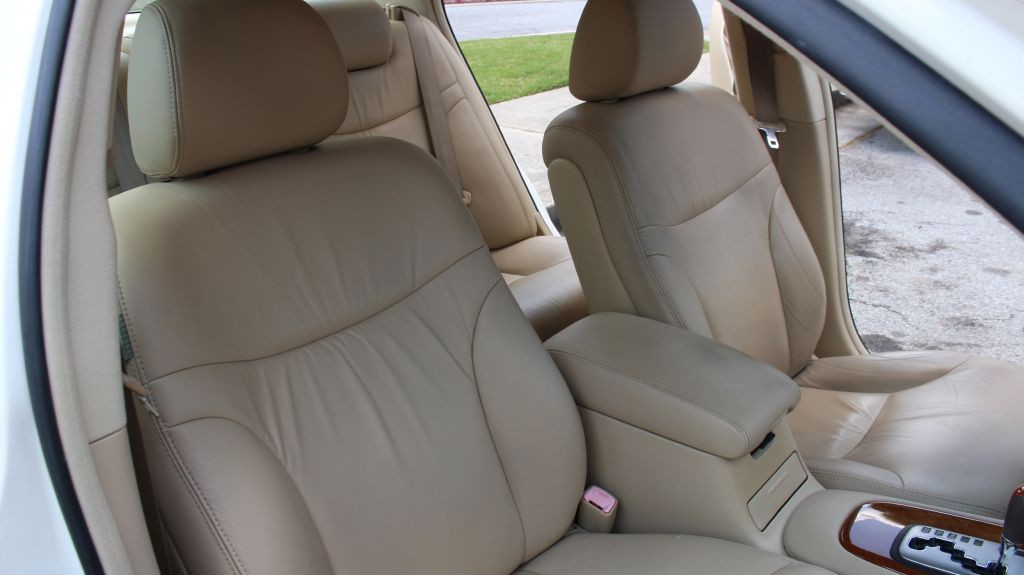 2005 Lexus ES Image 20