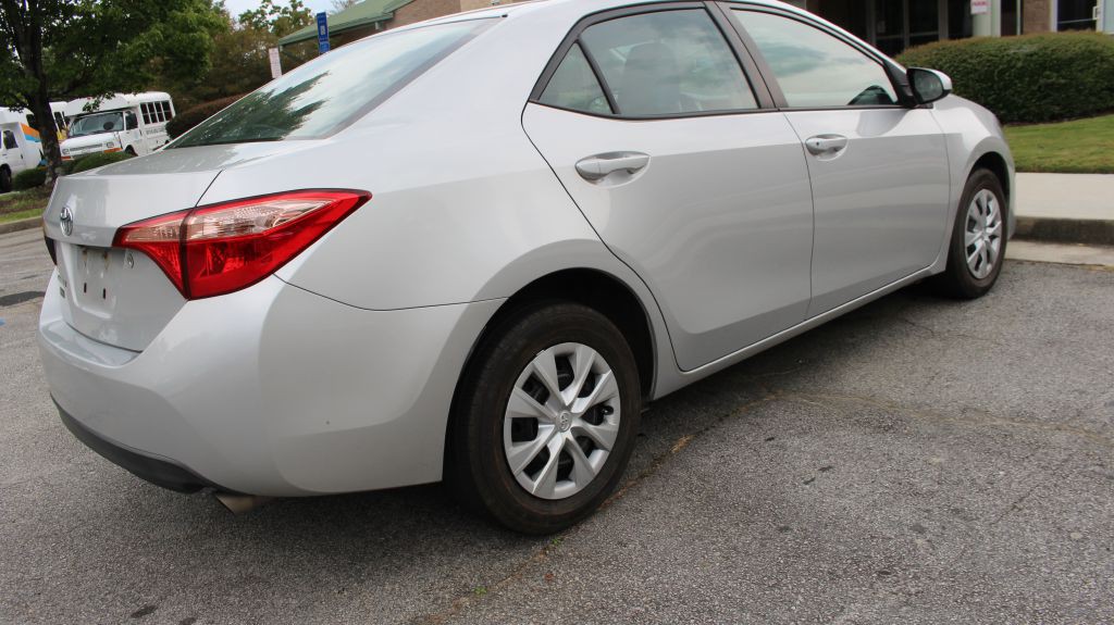 2017 Toyota Corolla Image 4