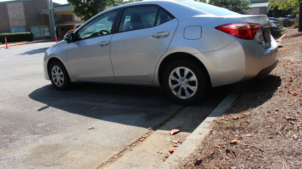 2017 Toyota Corolla Image 5