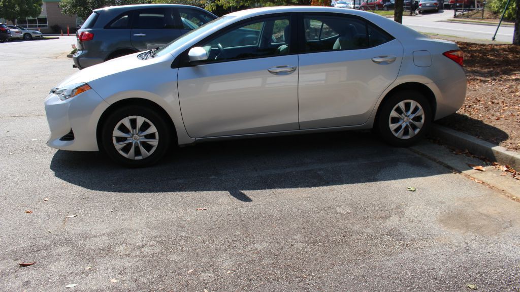 2017 Toyota Corolla Image 7