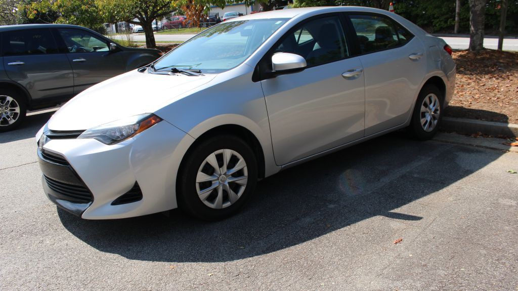 2017 Toyota Corolla Image 8