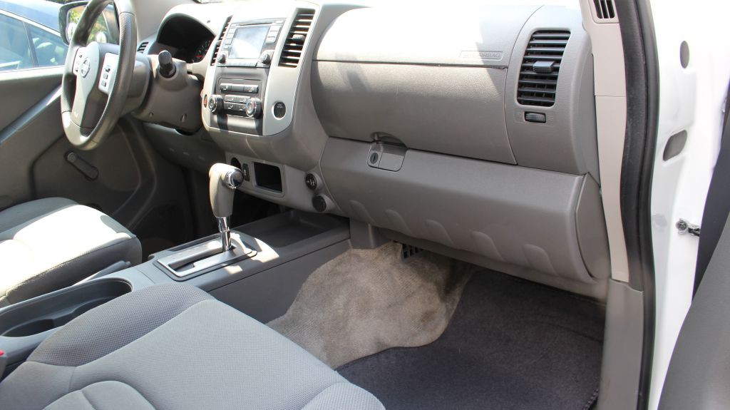 2018 Nissan Frontier Image 16