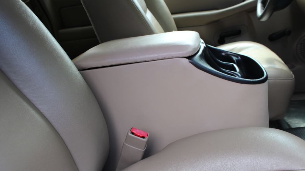 2004 Chevrolet Silverado 1500 Image 16