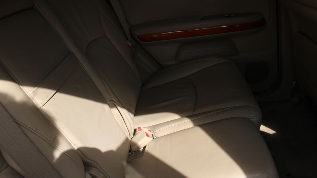 2005 Lexus RX Image 19