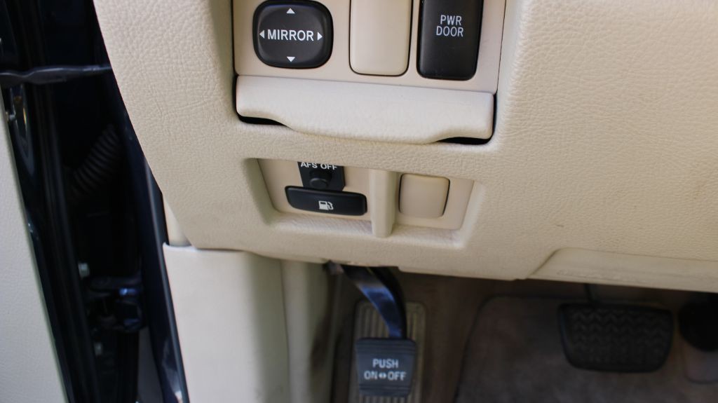 2005 Lexus RX Image 26