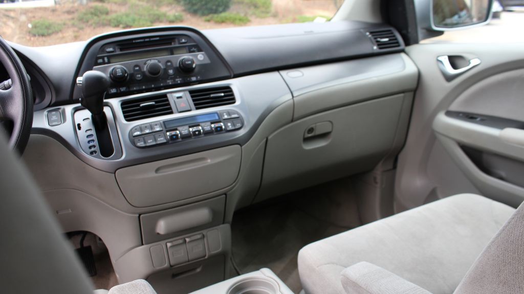 2007 Honda Odyssey Image 18