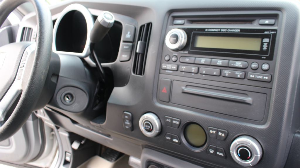 2006 Honda Ridgeline Image 21