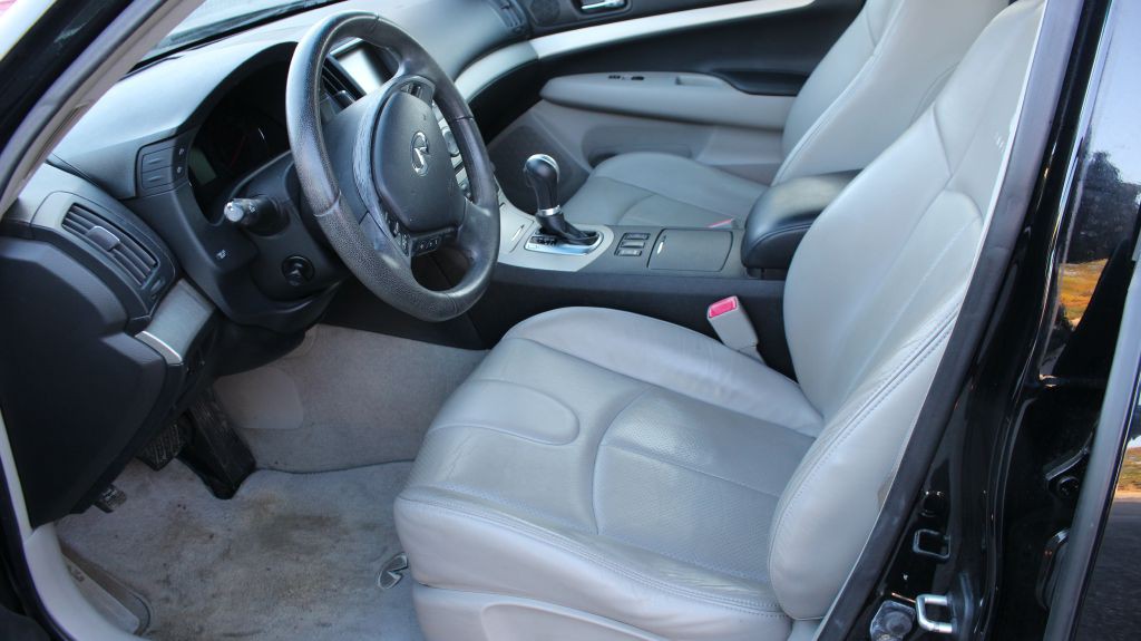 2008 INFINITI G35 Image 18