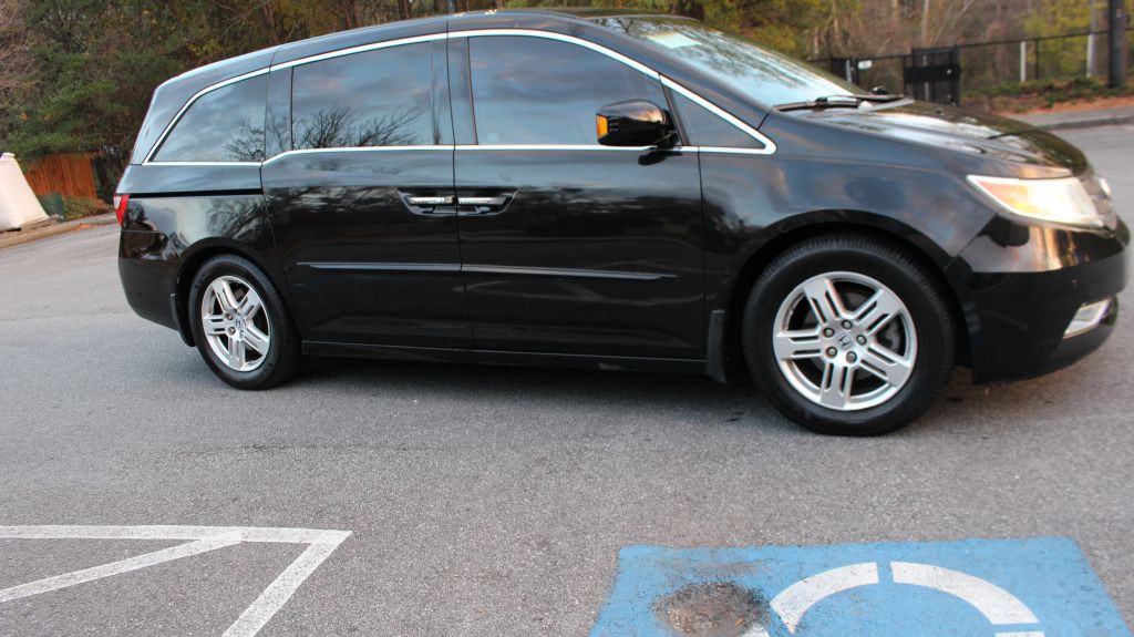 2011 Honda Odyssey Image 7