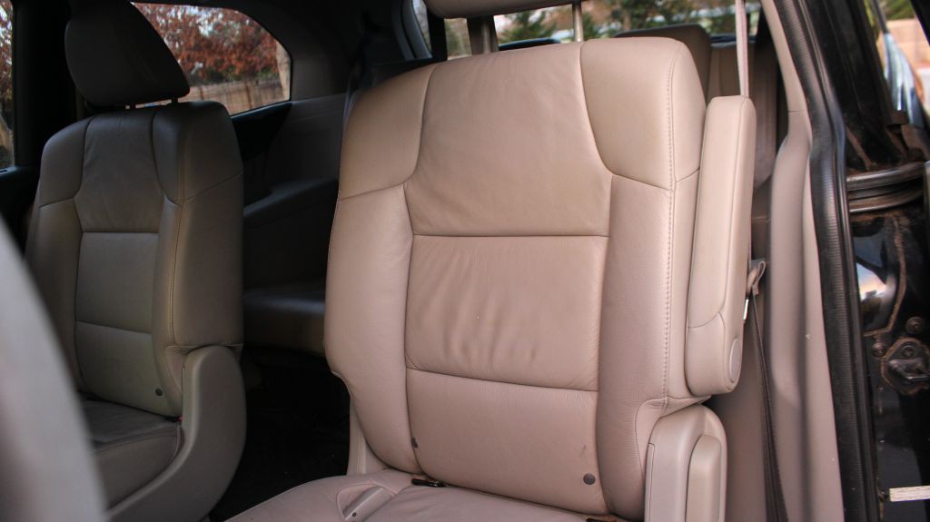 2011 Honda Odyssey Image 17