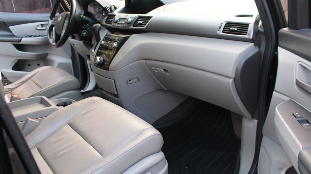 2011 Honda Odyssey Image 23