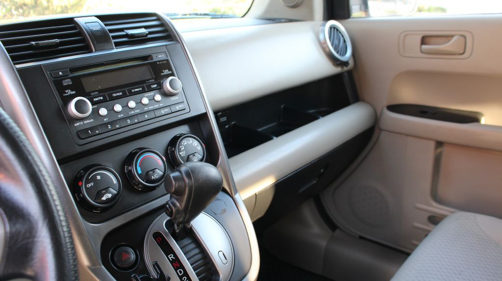2010 Honda Element Image 30