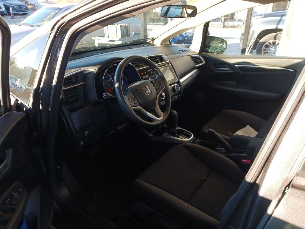 2016 Honda Fit Image 3