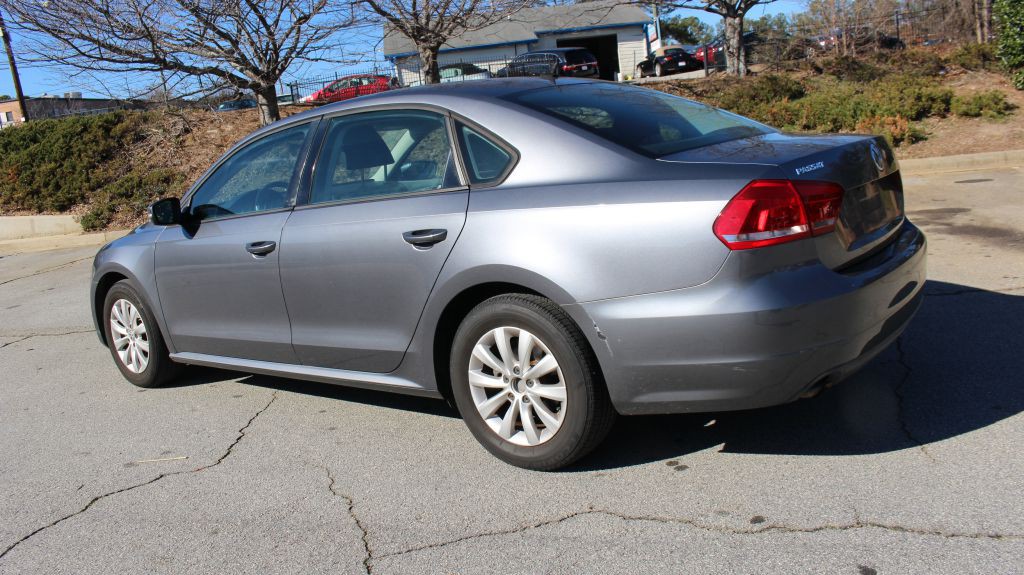 2013 Volkswagen Passat Image 3