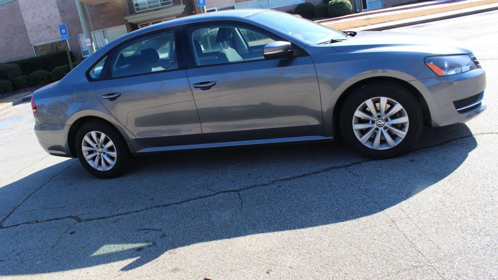 2013 Volkswagen Passat Image 6