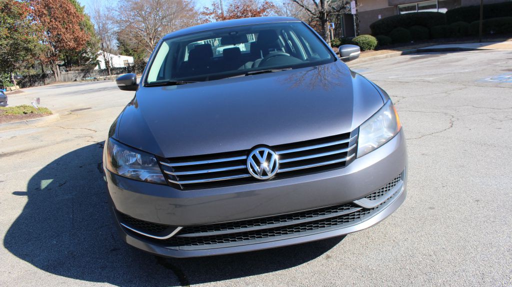 2013 Volkswagen Passat Image 8