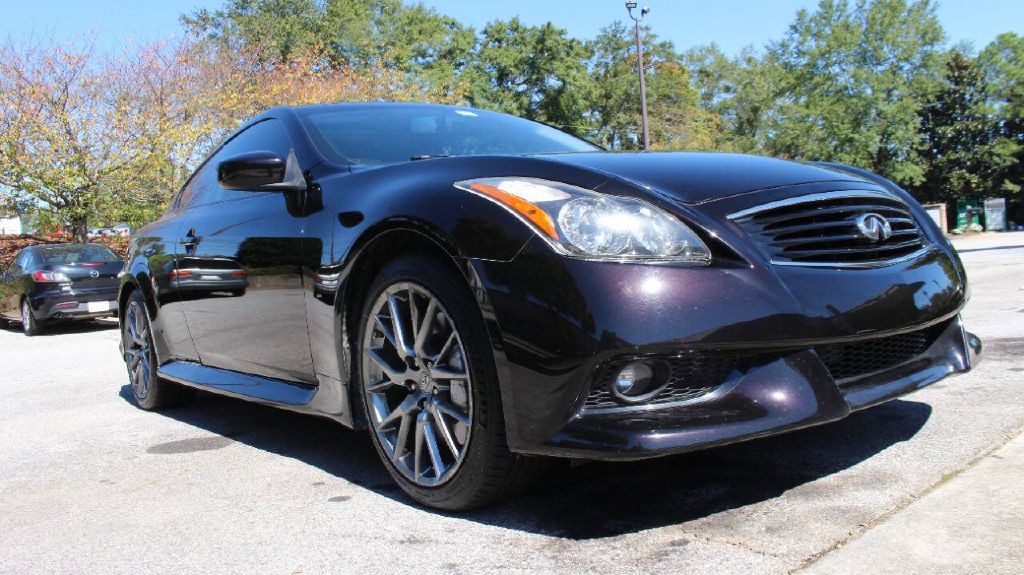 2011 INFINITI G37 Image 1